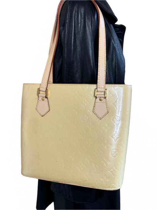 Louis Vuitton Tote