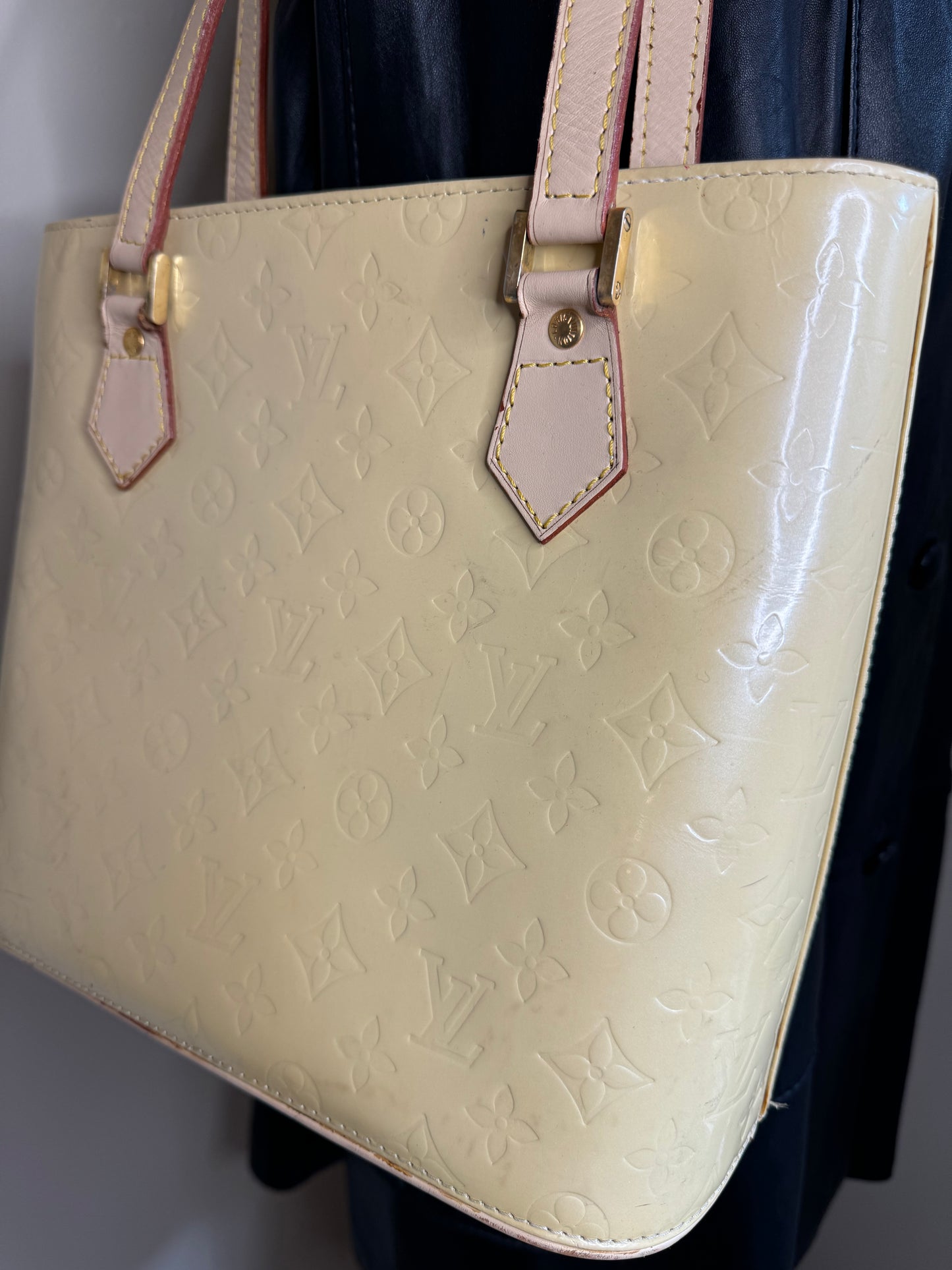 Louis Vuitton Tote