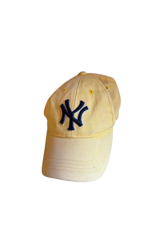 yellow yankees cap Y2k